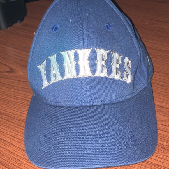 New York Yankees youth child Nike hat smoke free home - Picture 1 of 5